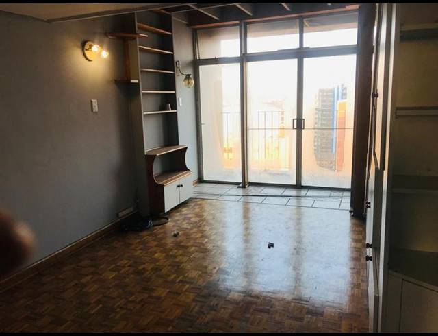 1 BEDROOM APARTMENT FOR SALE IN DURBAN CBD